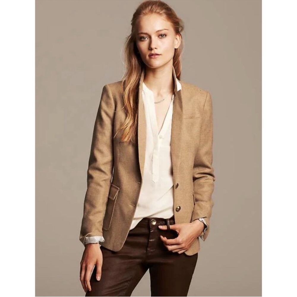 Banana Republic Heather Camel Tweed Blazer with tonal elbow patches size 2